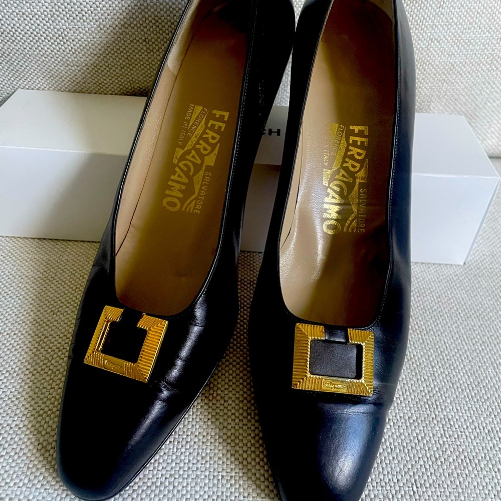 Salvatore Ferragamo pumps dark brown (blackish)